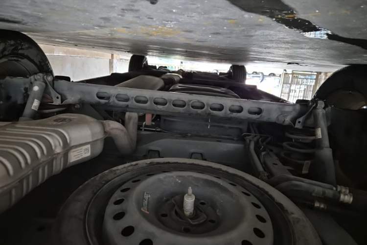 Used Buick GL8 2021 Land Cruiser Executive Class 652T Comfort Model Chassis Rear