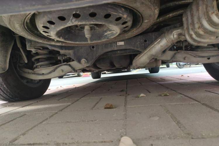 Used Buick GL8 2021 ES Land Cruiser 653T Luxury Edition Chassis Rear