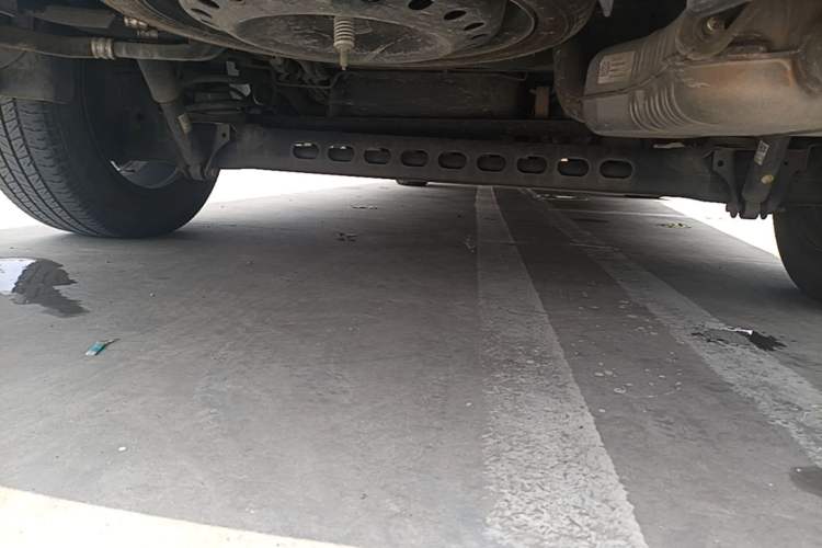 Used Buick GL8 2021 Land Cruiser Executive Class 652T Luxury Model Chassis Rear