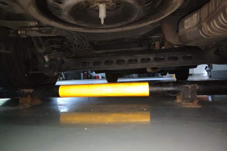 Used Buick GL8 2021 Land Cruiser Executive Class 652T Comfort Model Chassis Rear