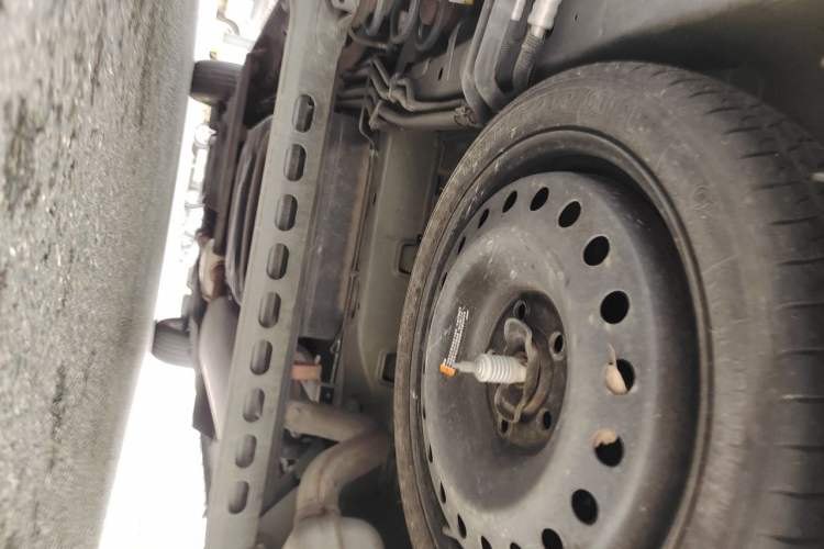 Used Buick GL8 2021 Land Cruiser Executive 652T Premium Model Chassis Rear