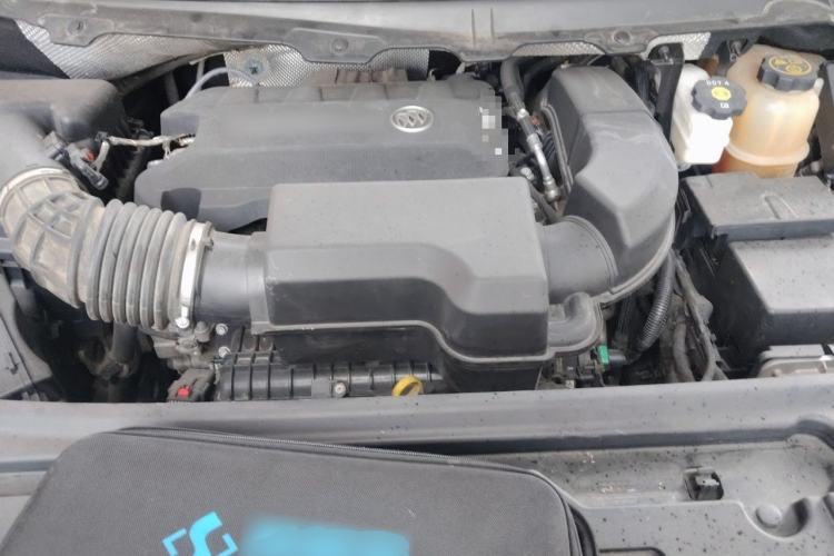 Used Buick GL8 2021 Land Cruiser Executive Class 652T Luxury Model Engine Bay