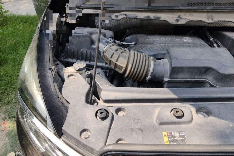 Used Buick GL8 2021 Land Cruiser Executive Class 652T Luxury Model Engine Bay Right