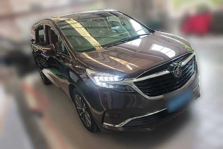 Used Buick GL8 2021 ES Landtrek 653T Luxury Model Front Right 45 Deg