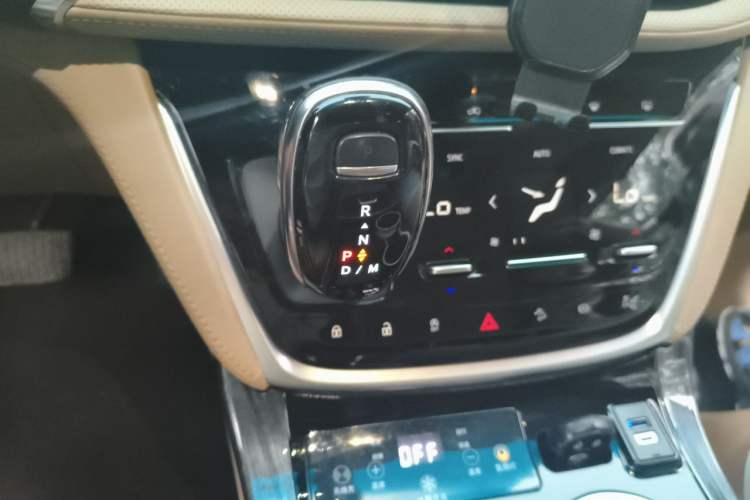 Used Buick GL8 2021 ES Landtrek 653T Luxury Model Gear Lever