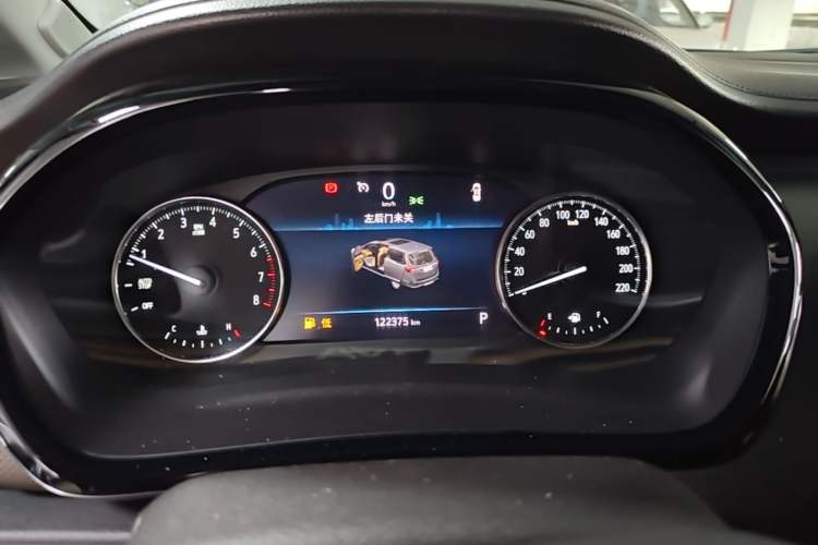 Used Buick GL8 2021 Land Cruiser Executive Class 652T Luxury Model Instrument Cluster