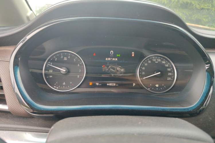 Used Buick GL8 2021 Land Cruiser Executive Class 652T Comfort Model Instrument Cluster