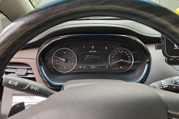 Used Buick GL8 2021 Land Cruiser Executive Class 652T Comfort Model Instrument Cluster