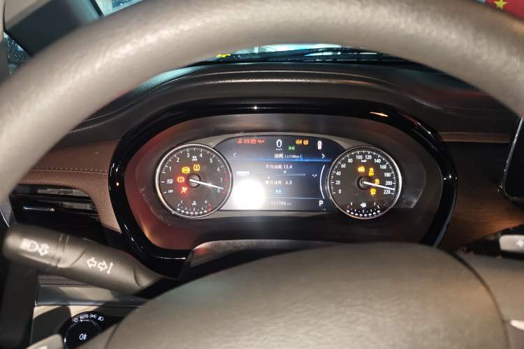 Used Buick GL8 2021 Land Cruiser Executive Class 652T Luxury Model Instrument Cluster