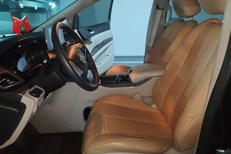 Used Buick GL8 2021 Land Cruiser Executive Class 652T Luxury Model Left Front Seat