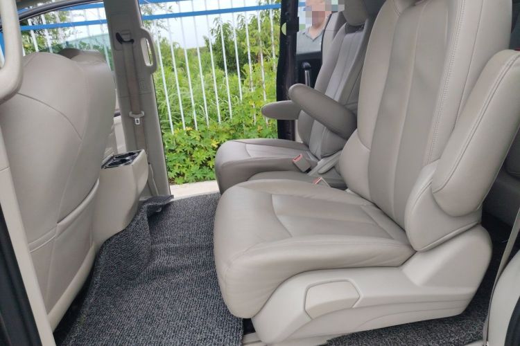 Used Buick GL8 2021 Land Cruiser Executive Class 652T Comfort Model Left Rear Seat