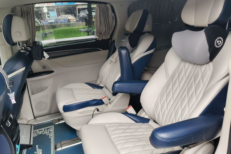 Used Buick GL8 2021 ES Landtrek 653T Comfort Edition Left Rear Seat
