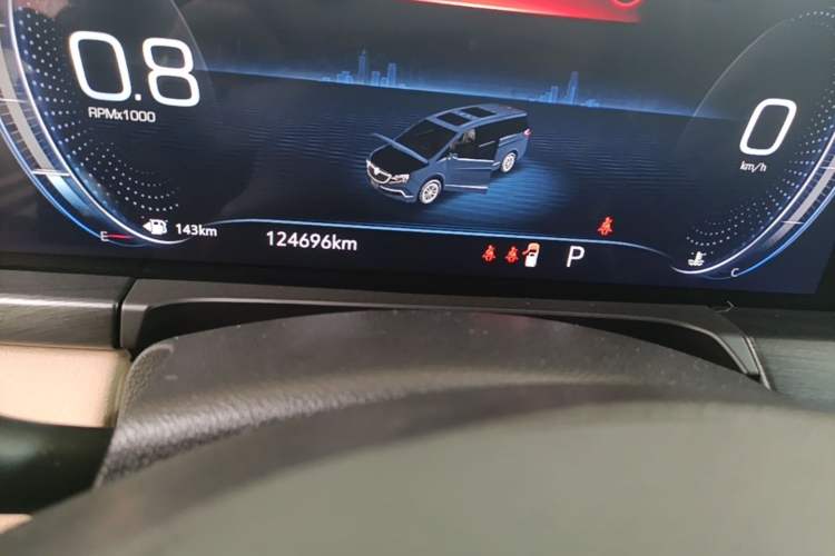Used Buick GL8 2021 ES Land Cruiser 653T Luxury Edition Odometer Close Up