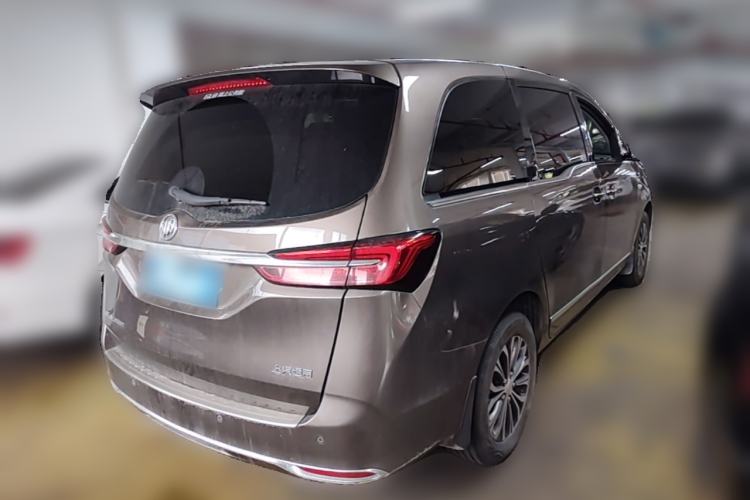 Used Buick GL8 2021 Land Cruiser Executive Class 652T Luxury Model Rear Right 45 Deg