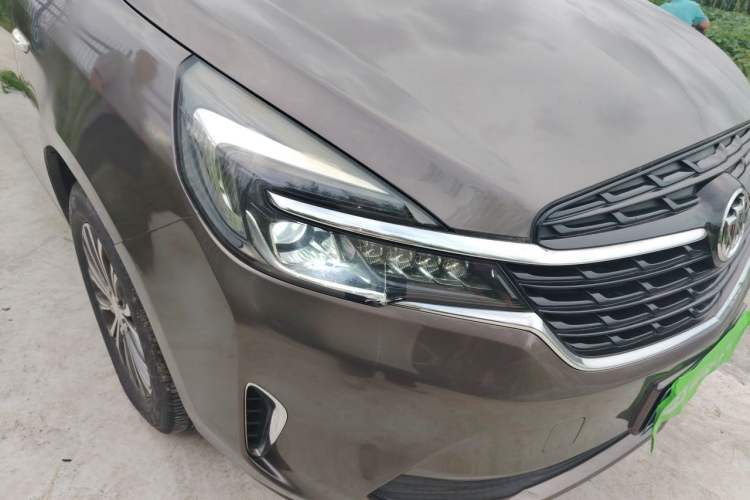Used Buick GL8 2021 Land Cruiser Executive Class 652T Comfort Model Right Front Headlight