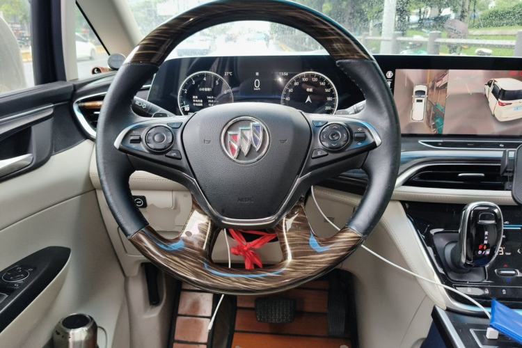 Used Buick GL8 2021 ES Landtrek 653T Comfort Edition Steering Wheel