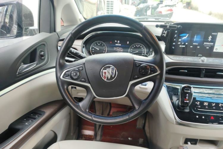 Used Buick GL8 2021 Land Cruiser Executive 652T Premium Model Steering Wheel