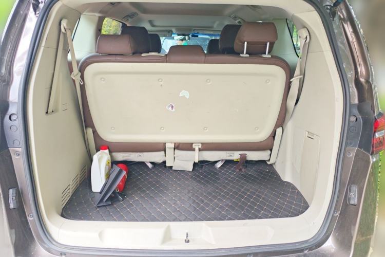 Used Buick GL8 2021 Land Cruiser Executive Class 652T Comfort Model Trunk