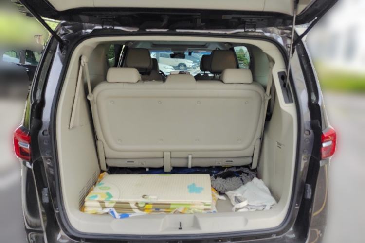 Used Buick GL8 2021 Land Cruiser Executive 652T Premium Model Trunk