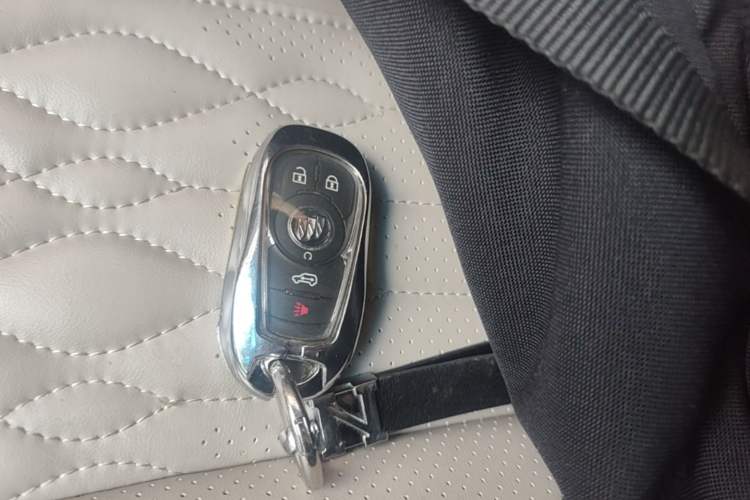 Used Buick GL8 2021 ES Landtrek 653T Comfort Edition Vehicle Key