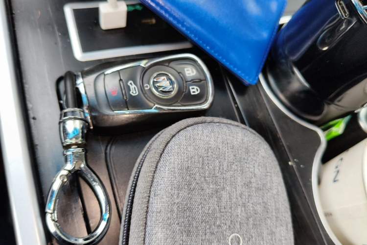 Used Buick GL8 2021 ES Landtrek 653T Comfort Edition Vehicle Key