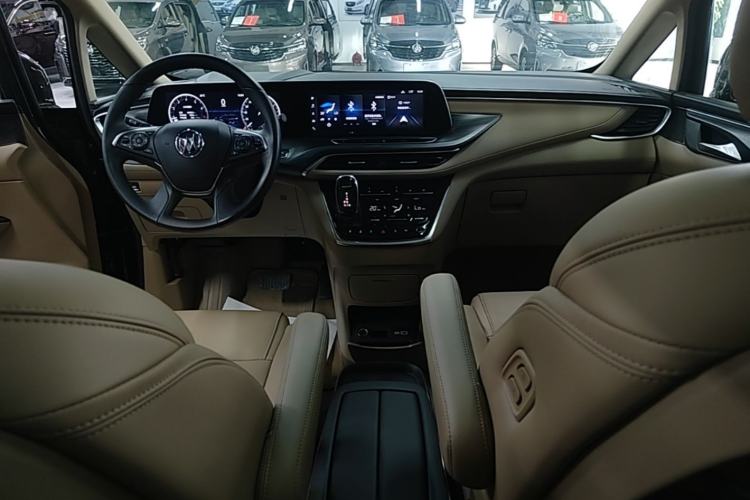 Used Buick GL8 2021 ES Landtrek 653T Luxury Model Center Console