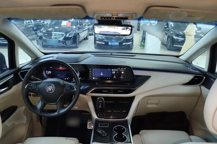 Used Buick GL8 2021 Avenir Aivia Six-Seat Luxury Edition Center Console