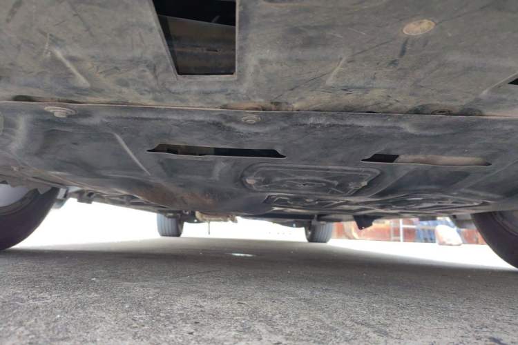 Used Buick GL8 2021 ES Land Cruiser 653T Luxury Edition Chassis Front