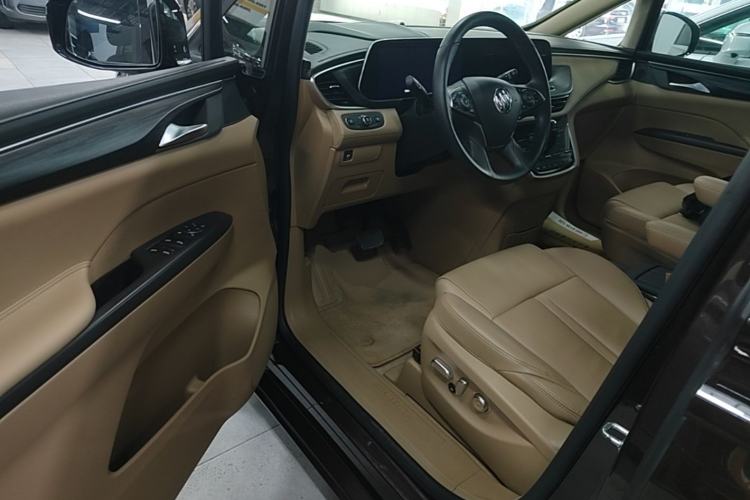 Used Buick GL8 2021 ES Landtrek 653T Luxury Model Driver Seat