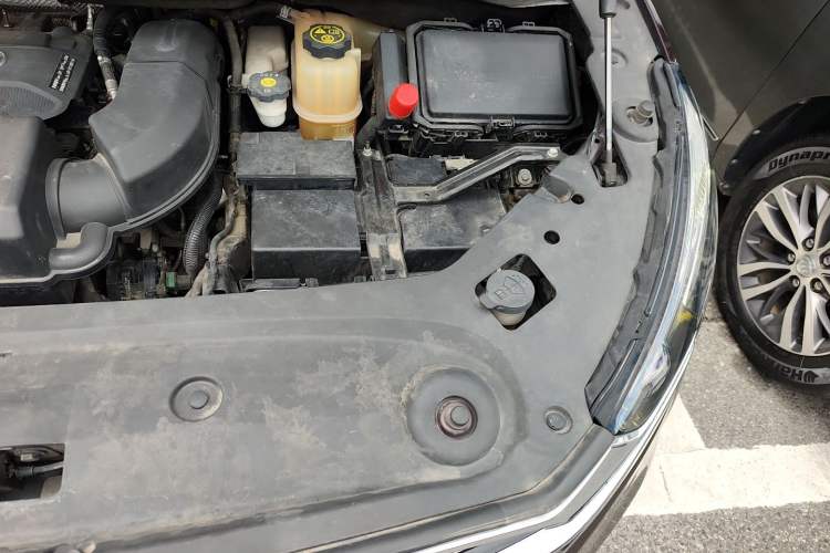 Used Buick GL8 2021 Avenir Aivia 7-Seater Luxury Edition Engine Bay Left
