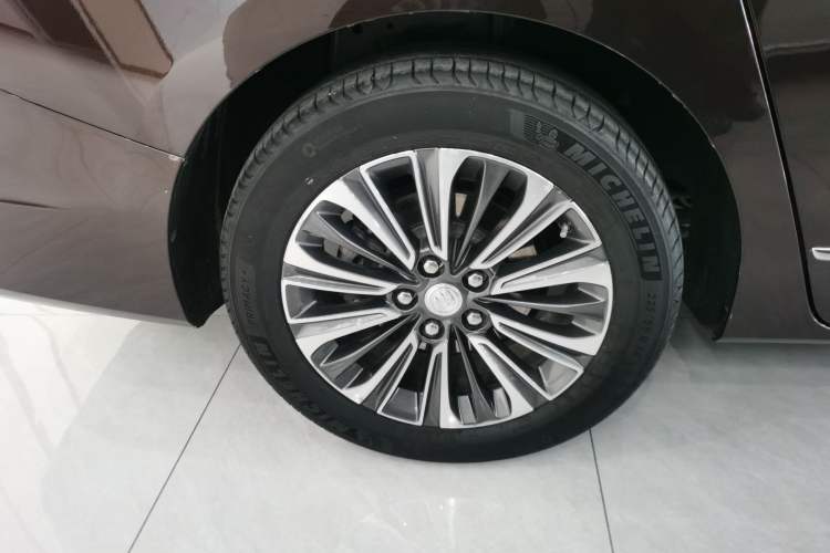 Used Buick GL8 2021 ES Land Cruiser 653T Smart Flagship Model Exterior 4