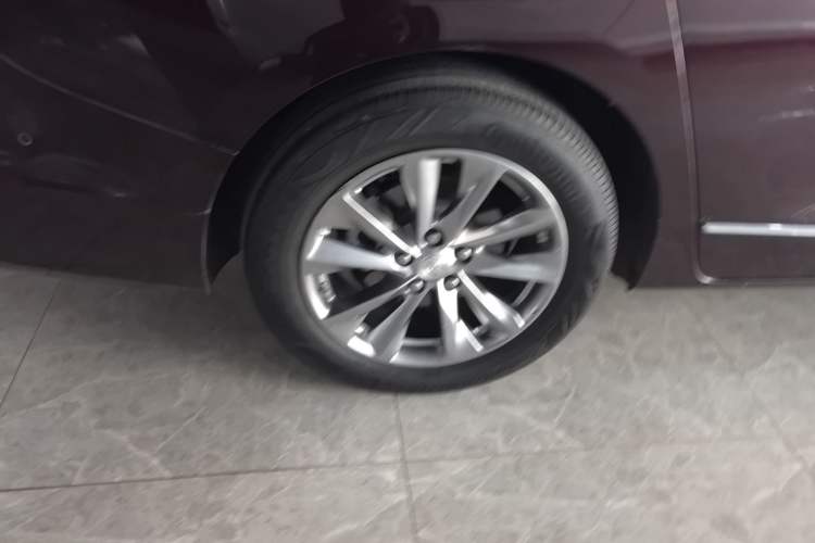Used Buick GL8 2021 Avenir Aivia Six-Seat Luxury Edition Exterior 5