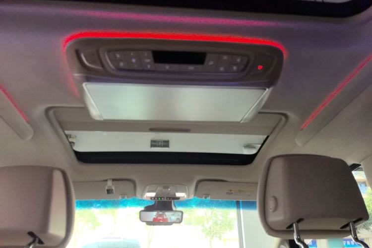 Used Buick GL8 2021 Avenir Aivia Six-Seat Luxury Edition Headliner