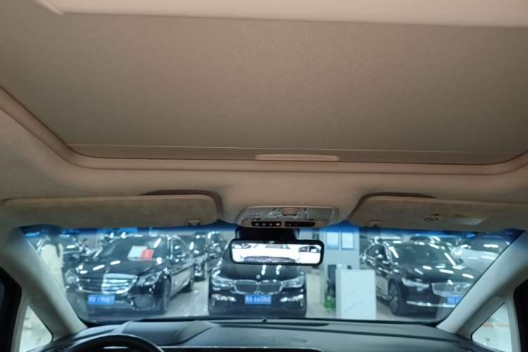 Used Buick GL8 2021 Avenir Aivia Six-Seat Luxury Edition Headliner