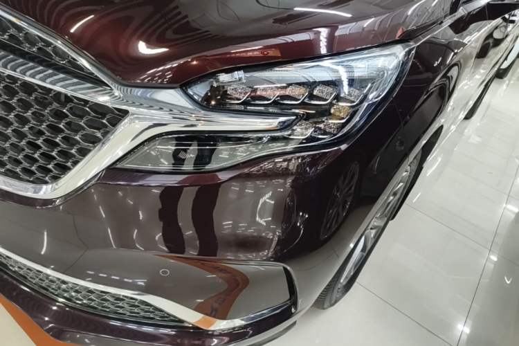 Used Buick GL8 2021 Avenir Aivia Six-Seat Luxury Edition Left Front Headlight