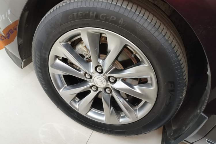 Used Buick GL8 2021 Avenir Aivia Six-Seat Luxury Edition Left Front Wheel Hub