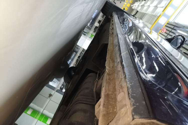 Used Buick GL8 2021 Avenir Aivia Six-Seat Luxury Edition Left Side Sill