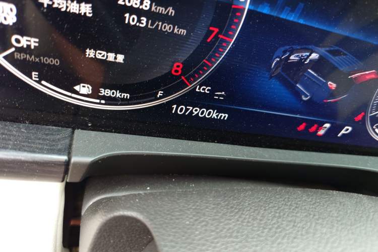 Used Buick GL8 2021 Avenir Aivia Six-Seat Luxury Edition Odometer Close Up