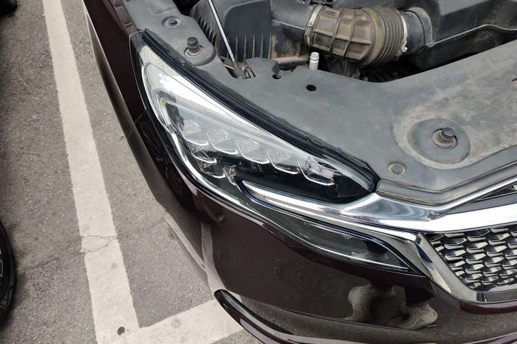 Used Buick GL8 2021 Avenir Aivia 7-Seater Luxury Edition Right Front Headlight