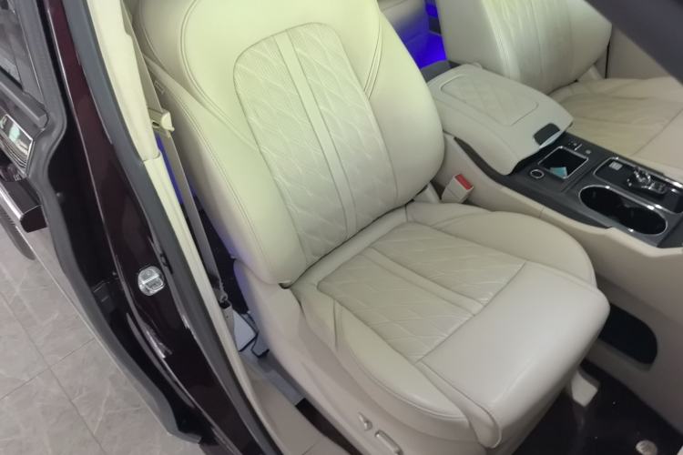 Used Buick GL8 2021 Avenir Aivia Six-Seat Luxury Edition Right Front Seat