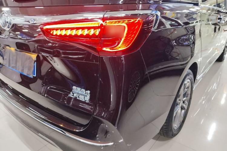 Used Buick GL8 2021 Avenir Aivia Six-Seat Luxury Edition Right Rear Taillight