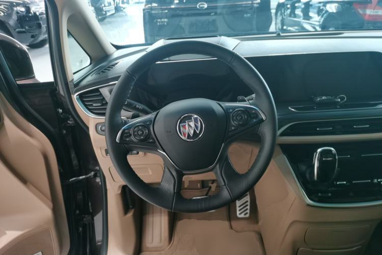 Used Buick GL8 2021 ES Land Cruiser 653T Smart Flagship Model Steering Wheel