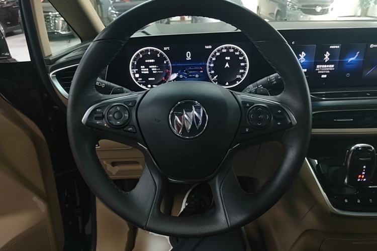 Used Buick GL8 2021 ES Landtrek 653T Luxury Model Steering Wheel