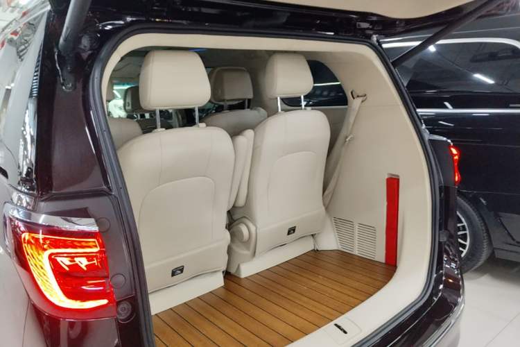 Used Buick GL8 2021 Avenir Aivia Six-Seat Luxury Edition Trunk