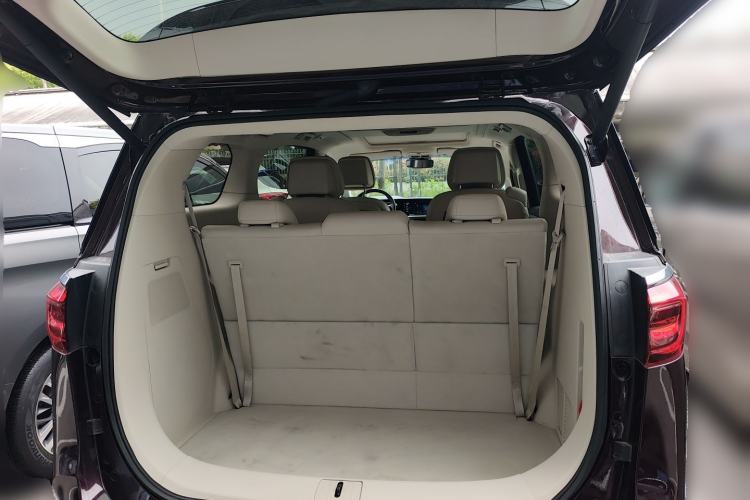 Used Buick GL8 2021 Avenir Aivia 7-Seater Luxury Edition Trunk