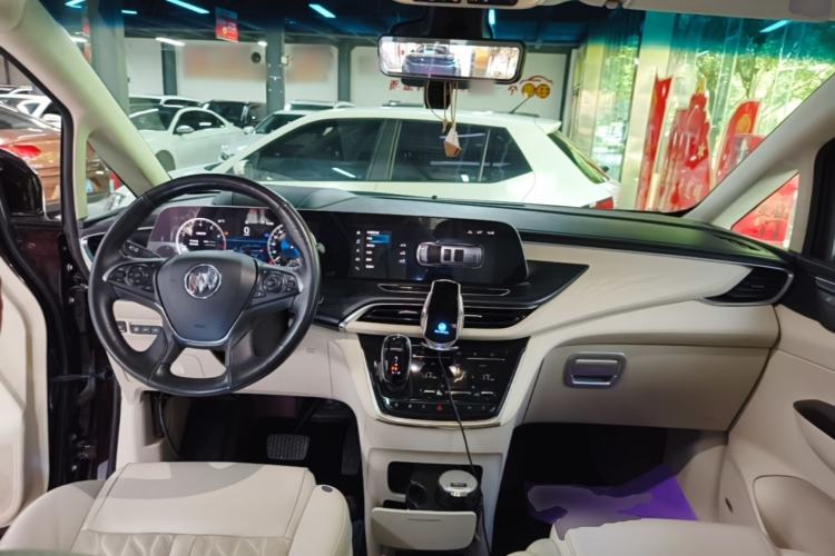 Used Buick GL8 2021 Avenir Aivia Six-Seat Luxury Edition Center Console