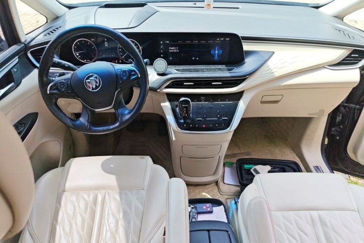 Used Buick GL8 2021 Avenir Aivia 7-Seater Luxury Edition Center Console