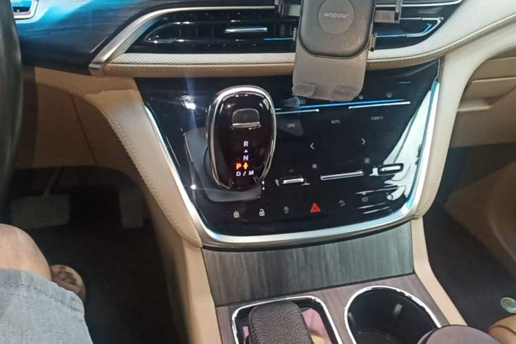 Used Buick GL8 2021 ES Landtrek 653T Luxury Model Gear Lever