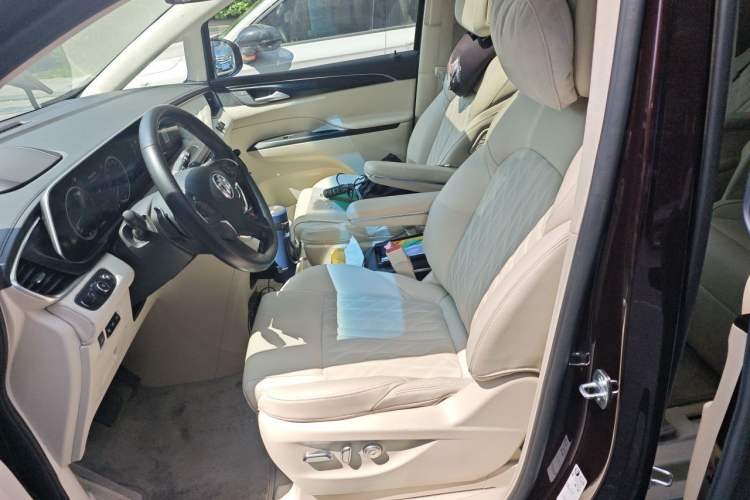 Used Buick GL8 2021 Avenir Aivia Six-Seat Luxury Edition Left Front Seat