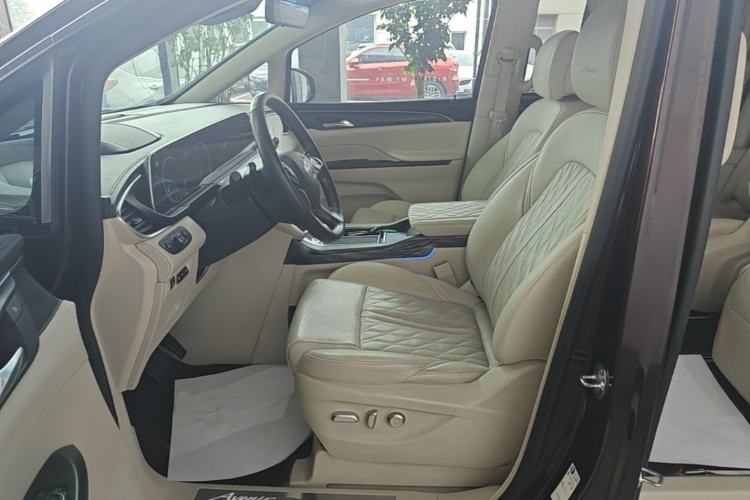 Used Buick GL8 2021 Avenir Aivia Six-Seat Luxury Edition Left Front Seat